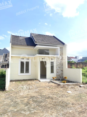 Rumah Baru Minimalis dan Murah di Jl. Rafflesia Regency, Malang