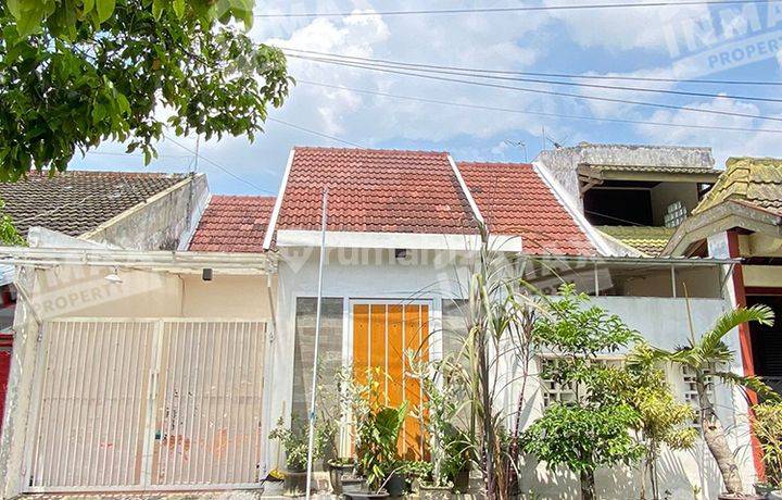 Rumah Bagud dan Terawat Dijual di Daerah Suhat Griya Shanta, Lowokwaru, Malang