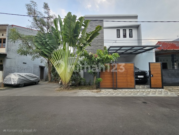 Rumah Hook Graha Raya Plus Kolam Renang