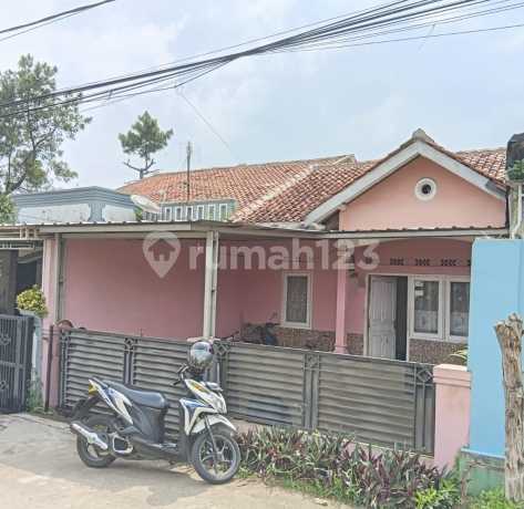 For Sale: House with Land Calculation on Main Road, Taman Bunga Cilame Complex For Sale: House with Land Calculation on Main Road, Taman Bunga Cilame Complex