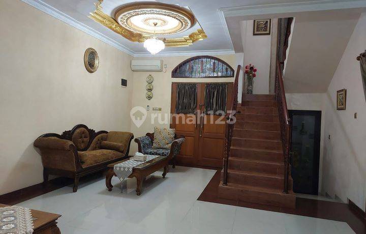 Rumah 2 Lantai Semi Furnished Bellavista Residence Batam Centre, Batam