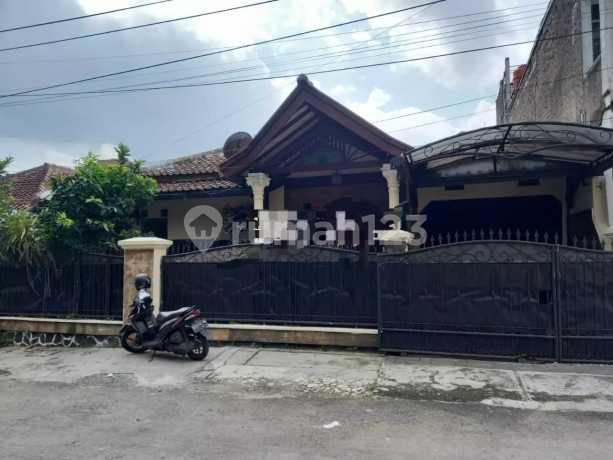 Bebas Banjir Rumah, 2 Lantai SHM Siap Huni Komplek Padasuka Indah