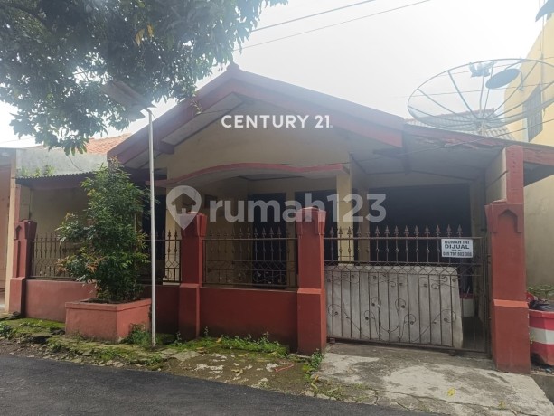 Residential House in Taman Kalijaga Permai, Cirebon City