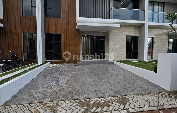 Dijual Citraland Megah