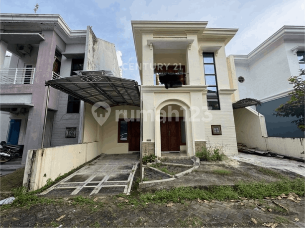 2-Story House in a Housing Complex with One Gate System in Ngaglik
