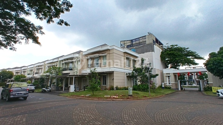 Dibawah PPJB Hoek di Cluster Maxwell Scientia Garden, Gading Serpong