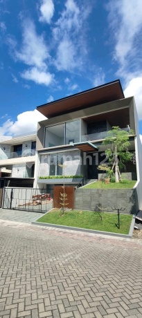 Dijual Rumah Minimalis Modern Konsep Villa Bukit Golf Mediterania Somerset Citraland 3Lt Luas 600M2 Surabaya Barat Dijual Rumah Minimalis Modern Konsep Villa Bukit Golf Mediterania Somerset Citraland 3Lt Luas 600M2 Surabaya Barat