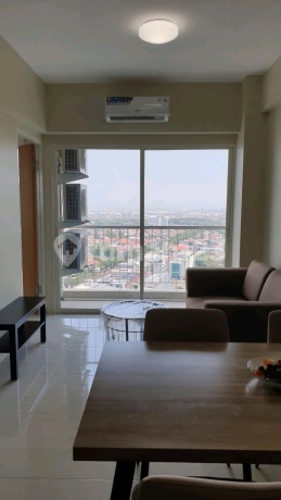 Disewakan Apartemen Puncak Bukit Golf Tower A Lt20 Furnish View Suramadu Dekat Pakuwon Mall Surabaya Barat