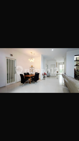 Dijual Rumah 2 Lantai Woodland Citraland Luas 210m 4 Kamar Dekat Pakuwon Mall Dan Universitas Ciputra