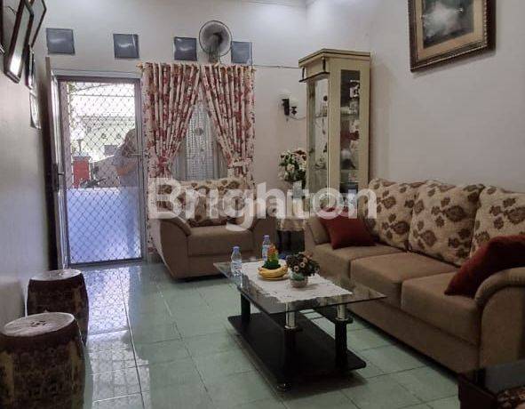 Tidak perlu renovasi Aura Hoki,Rumah terawat dengan bahan bangunan berkualitas di Villa Nusa Indah 5 Cibubur Cileungsi Bogor