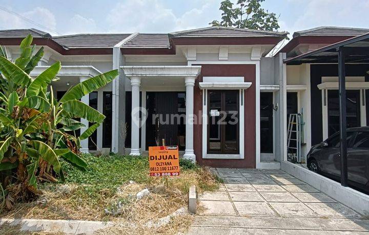 Dijual Rumah di Botanical Valley Blok B-6, Gunung Sindur