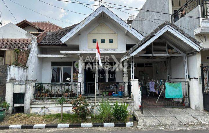 Rumah Lingkungan Nyaman Aman di Taman Sulfat Malang