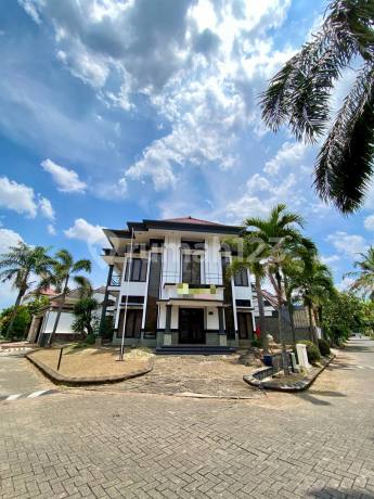 Rumah Hook Dekat UMM di Bukit Cemara Tujuh Malang