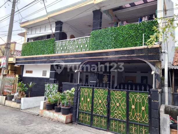 Quick Sale 2-Story House in Sbs Harapan Jaya Complex, Bekasi