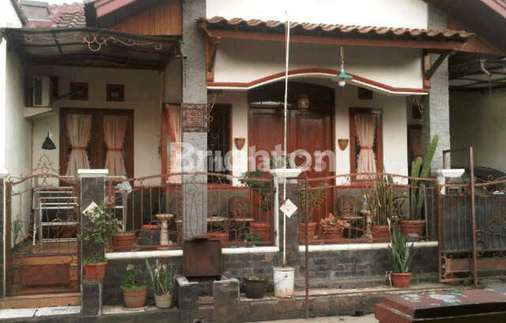 Rumah Luas Bangunan 146 M2 dengan 3 Kamar Tidur Perumahan Reni Jaya Baru Pamulang Tangerang Selatan 