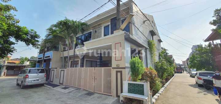 Jual Cepat Rumah Hook Full Furnished Siap Huni Di Komp. Duta Indah Jatimakmur Pondok Gede, Bekasi Jual Cepat Rumah Hook Full Furnished Siap Huni Di Komp. Duta Indah Jatimakmur Pondok Gede, Bekasi
