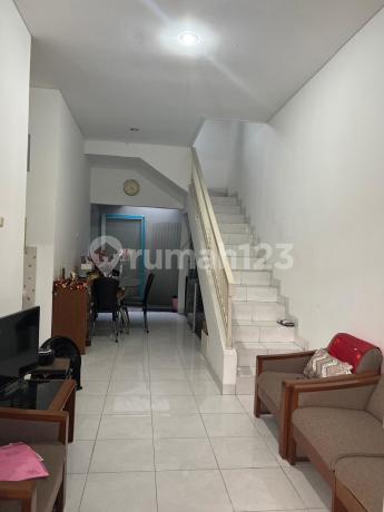 Rumah Bagus SHM Karawaci, Tangerang