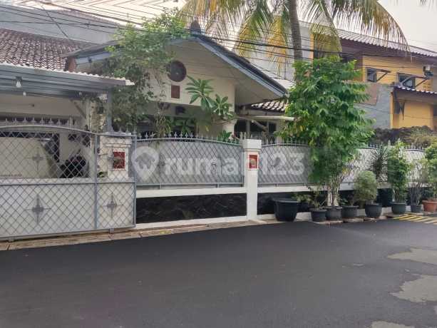 Dijual Rumah Asri Dan Nyaman Di Pondok Gede