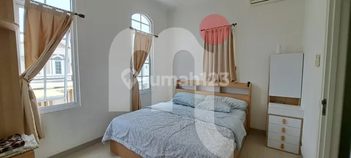 Dijual Rumah 2 Lantai di Paramount Village Dijual Rumah 2 Lantai di Paramount Village