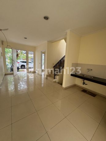 Dijual Cepat! Rumah Modern 2 Lantai di Green Lake City, Jakarta Barat. Nego Tipis! Dijual Cepat! Rumah Modern 2 Lantai di Green Lake City, Jakarta Barat. Nego Tipis!