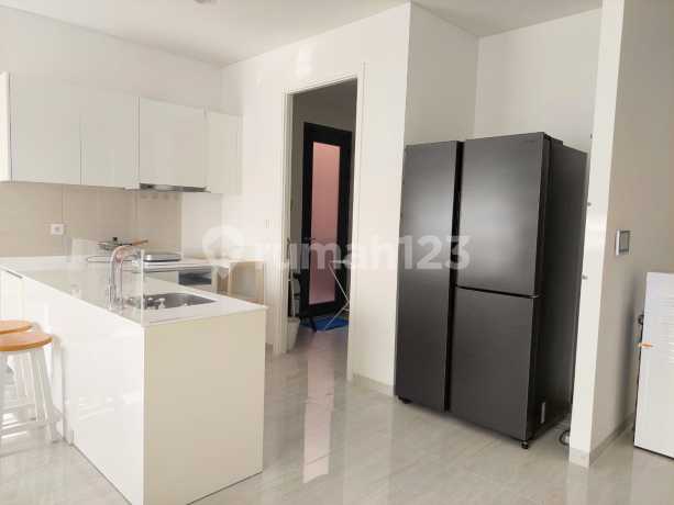 The Lloyd Alam Sutera Tangerang Selatan Tower P Full Furnished