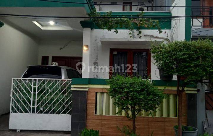 Rumah Bagus Siap Huni Diarea Pondok Safari Indah, Dekat Akses Toll.