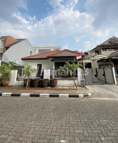 Rumah Keren Area Villa Cinere Mas Dekat Stasiun MRT & Gate Tol