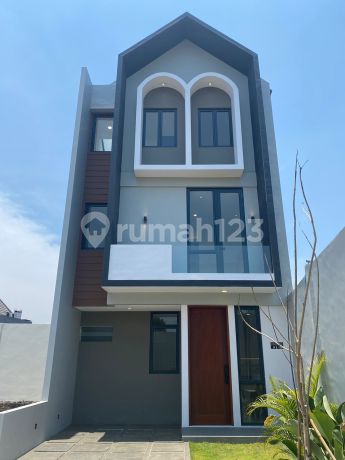 Rumah Dian Istana Oasia Modern Colonial