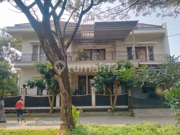 Very Nice 2-Storey Furnished Residence at Taman Graha Asri