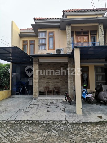 Hunian Bagus 2 Lantai Rahayu Residence One Gate System