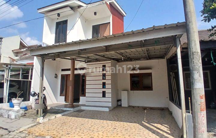 Hunian Bagus 2 Lantai Villa Permata Hijau
