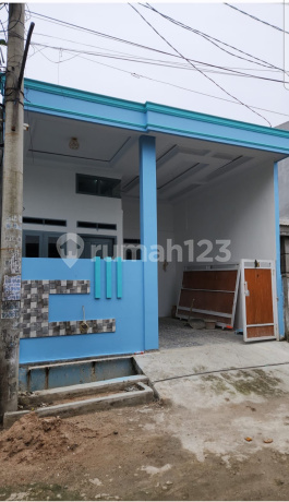 Beautiful Ready-to-Occupy House Eligible for Mortgage in Villa Gading Harapan, Bekasi