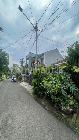 Rumah Lama Perlu Renovasi Di Pondok Indah & Jalan Lebar Rumah
