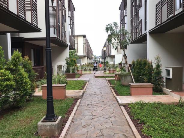 Cluster Whelford, Greenwich Park, Bsd, Nego Smpe Deal Cluster Whelford, Greenwich Park, Bsd, Nego Smpe Deal