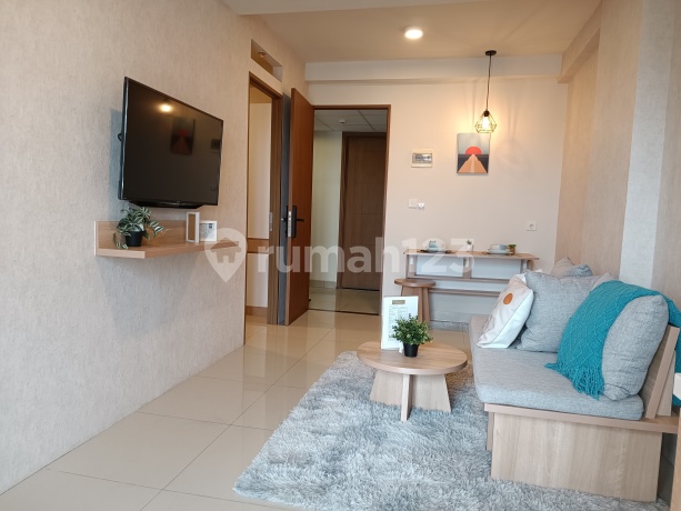 Oak Tower apartment 2 BR Furnished bagus, dibantu bi checking