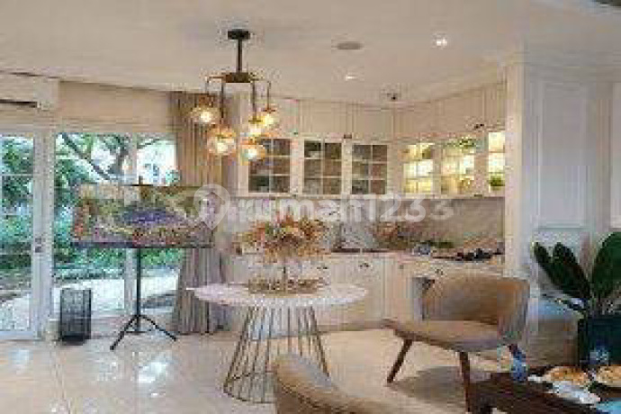 Paradise Resort Rumah 2 Lantai Bagus Sudah Renovasi SHM