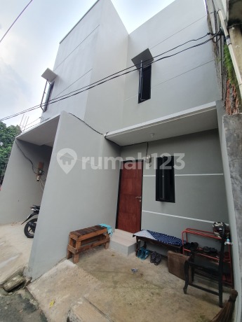 Rumah Modern Steategis Cipayung Jakarta Timur Rumah Modern Steategis Cipayung Jakarta Timur
