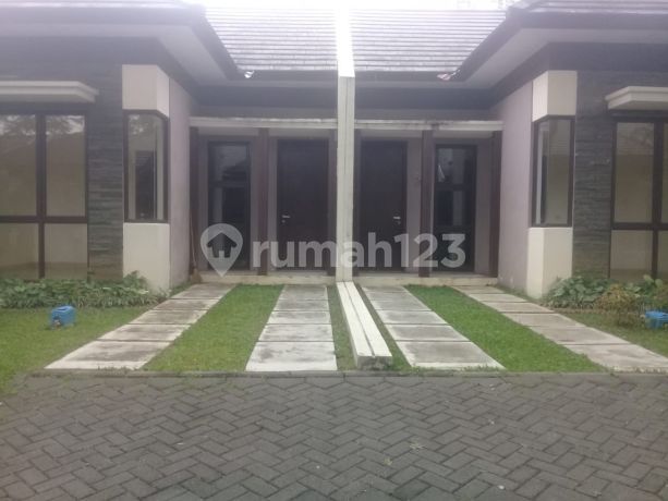 2 Cluster The Breeze Sentul Nirwana Gandeng (Adjacent) 2 Cluster The Breeze Sentul Nirwana Gandeng (Adjacent)