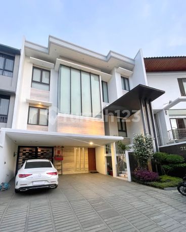 Luxury House PIK Kayara Minimalist Furnished (200m)