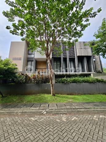 Rumah Mewah Pik Garden House Minimalis Termurah [453m]