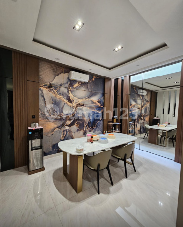 Rumah Mewah PIK Garden House Furnish (8x17m) Rumah Mewah PIK Garden House Furnish (8x17m)