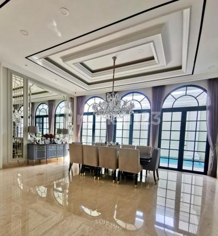 Rumah Mewah PIK Katamaran American Classic Pool Siap Huni (586m)