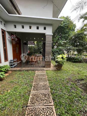 Spacious Home Surrounded by Garden, Strategic Location in Taman Bougenville Jatibening. Spacious Home Surrounded by Garden, Strategic Location in Taman Bougenville Jatibening.