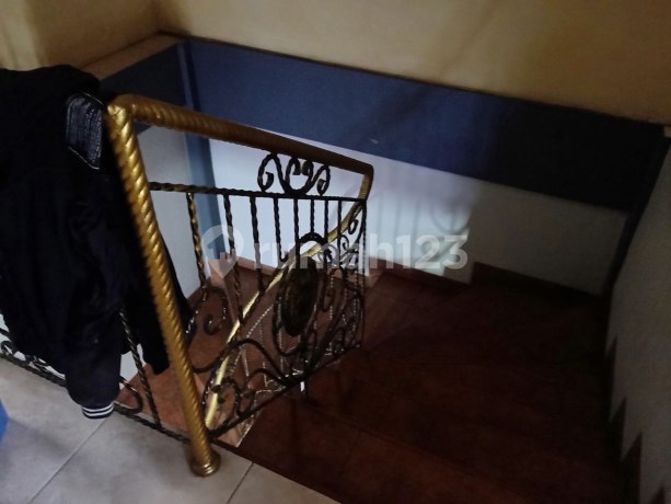Rumah Dekat Sekolah di Bintara(Ny) Rumah Dekat Sekolah di Bintara(Ny)