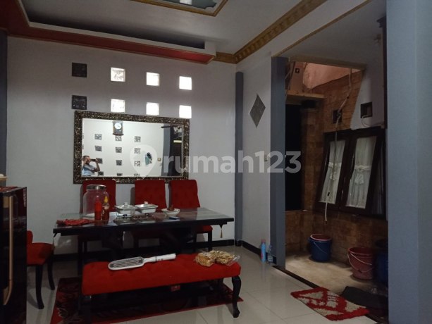 Dekat Akses Transportasi, Rumah /Ny Dekat Akses Transportasi, Rumah /Ny