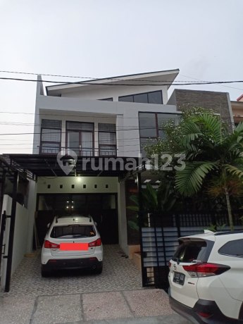 Rumah Cantik Siap Huni Bebas Banjir di Kemang Pratama Golf Rumah Cantik Siap Huni Bebas Banjir di Kemang Pratama Golf