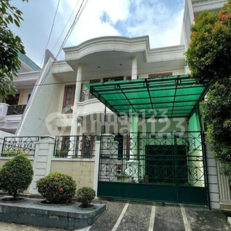 For Sale Nice House in Pluit Putri. Size 10 X 22 For Sale Nice House in Pluit Putri. Size 10 X 22