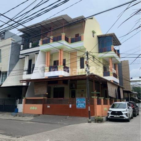 Dijual Rumah di Muara Karang. Posisi Hoek Jalanan Lebar Bebas Banjir