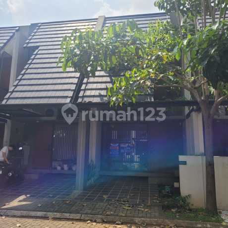 Dijual rumah full furnish di Fleekhauz