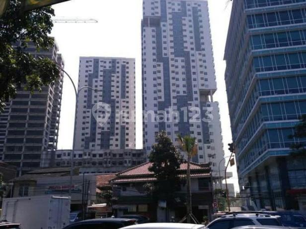 Apartement Newton 1 BR Unfurnished